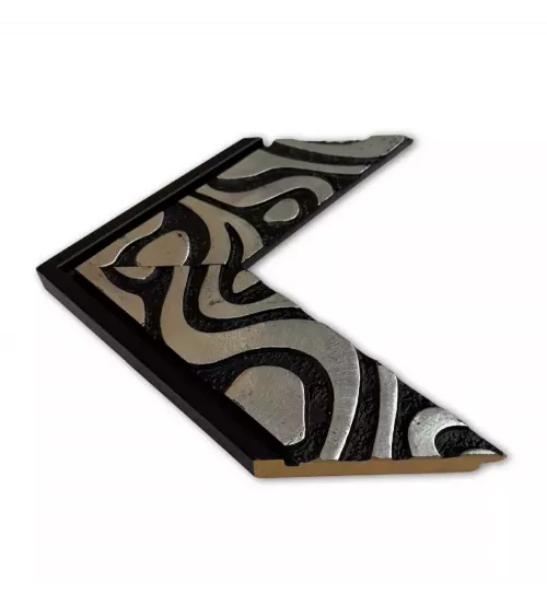 MOLDURA MODERNA CON DISEÑO Y BORDES NEGRO